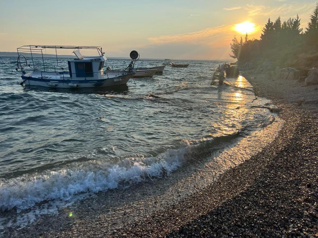 Apartmani Tin Starigrad Paklenica Exterior photo